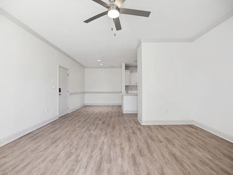 Enclave at Rivergate — Photo 21