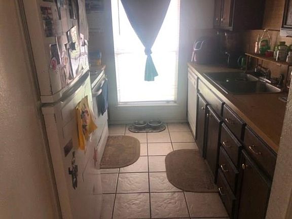 5th image of 2705 Parkchester Dr