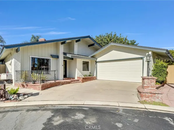 1915 W Las Palmas Cir, Orange, CA 92868