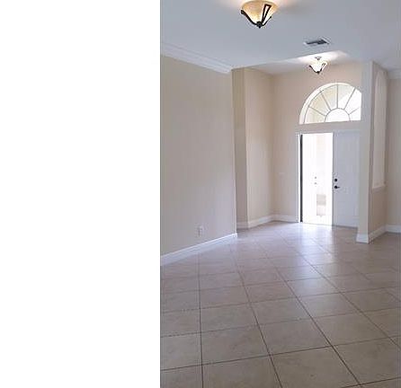 2nd image of 11864 Grand Isles Ln