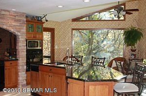 5th image of 580 Oakwood Ln