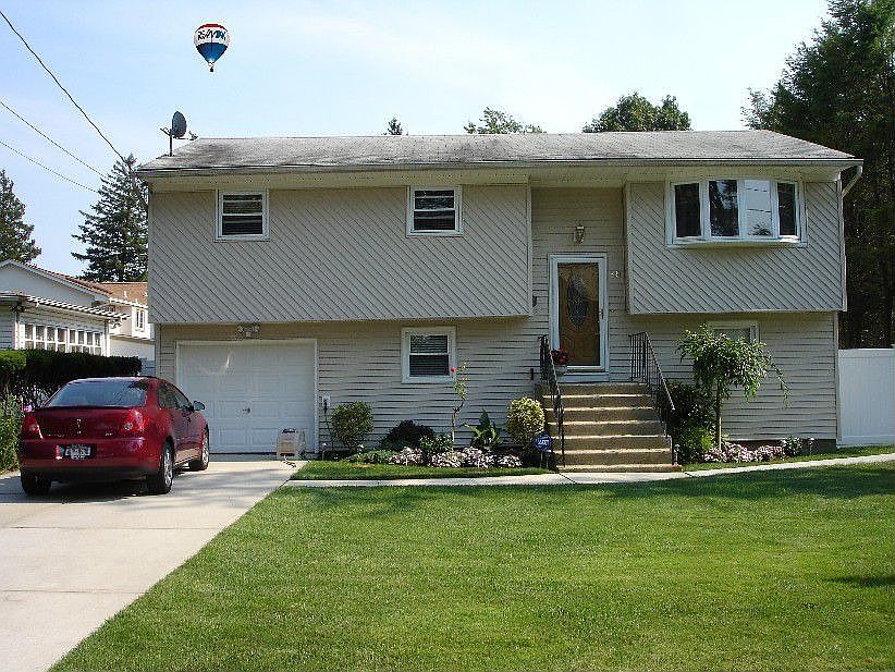 1st image of 89 Lena Ave