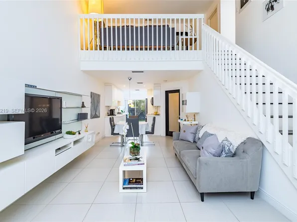 370 SE 2nd Ave APT G3, Deerfield Beach, FL 33441