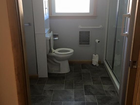 4th image of 605 Frost Dr