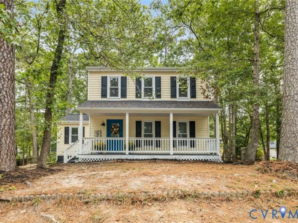 10107 Post Horn Dr, North Chesterfield, VA 23237