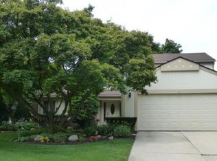 23447 Greening Dr, Novi, MI 48375