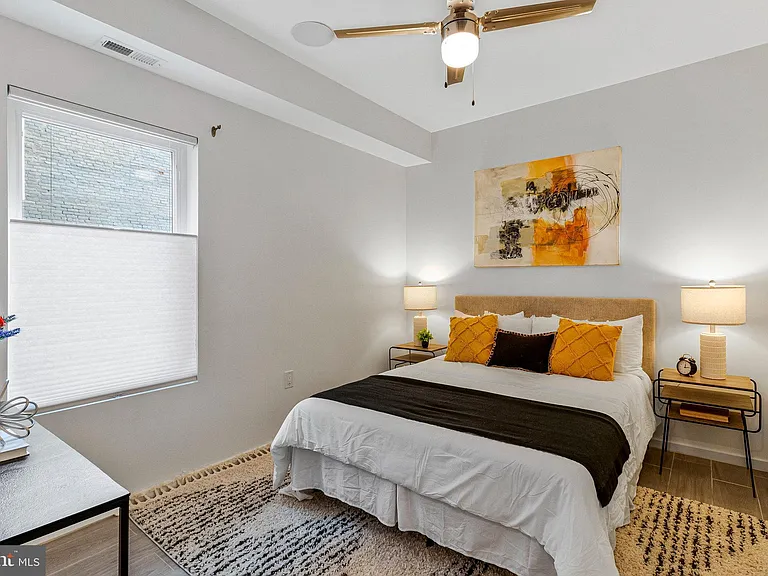 756 Park Rd NW #2 — Photo 10