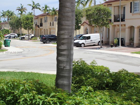 4th image of 12989 SW 135th Ter
