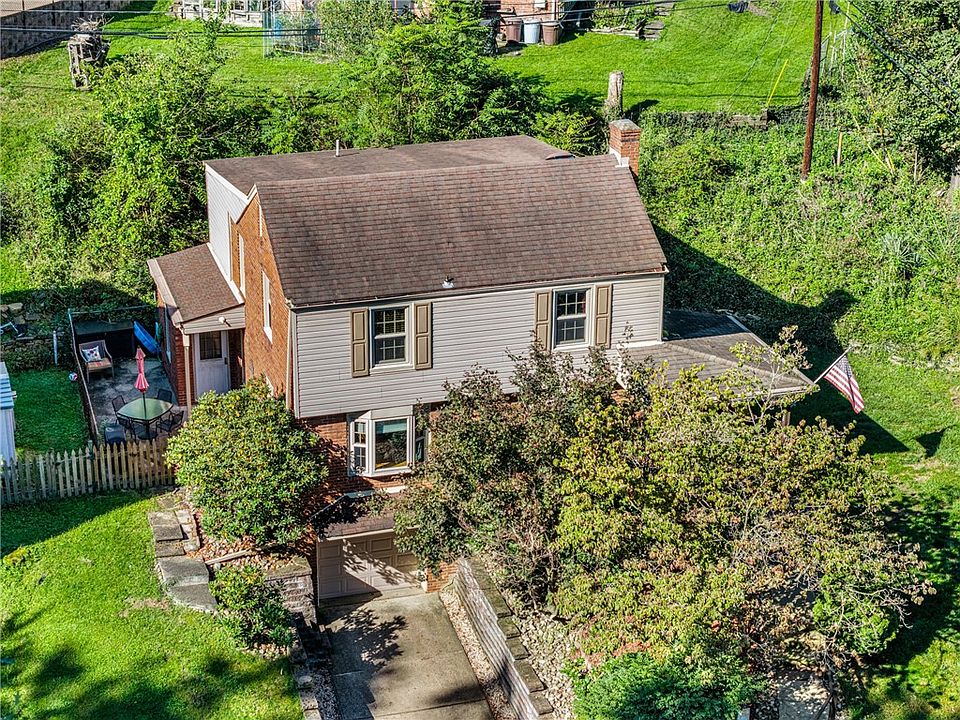1st image of 322 E Bruceton Rd