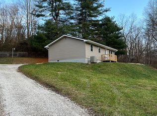 43920 Forest Run Rd, Racine, OH 45771