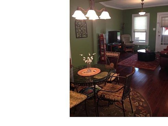 4th image of 3830 Adams Ave