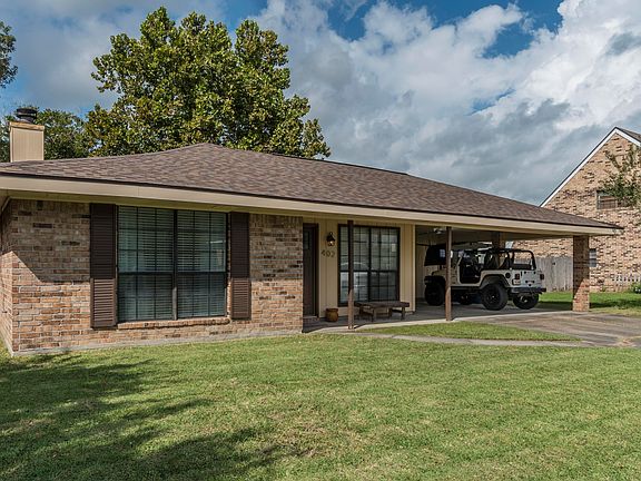 2nd image of 402 Golden Fields Dr