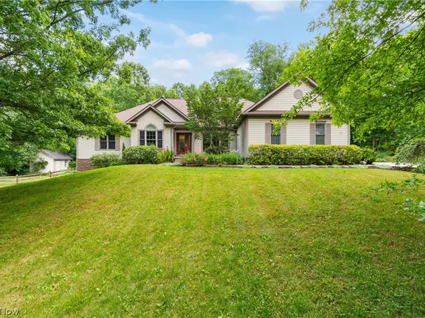 119 Greentree Cir, Aurora, OH 44202