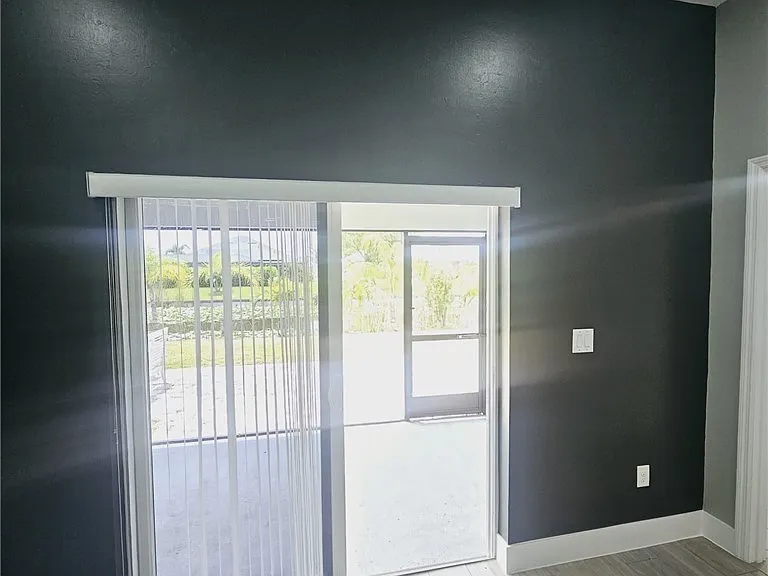 606 SW 8th Pl — Photo 9