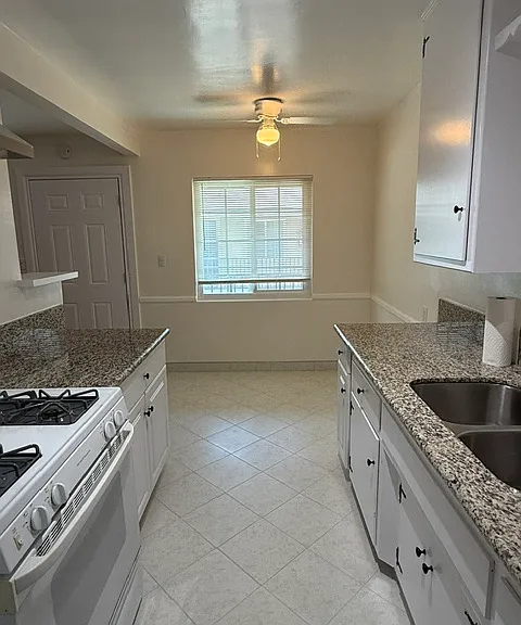 829 W Duarte Rd #D — Photo 3