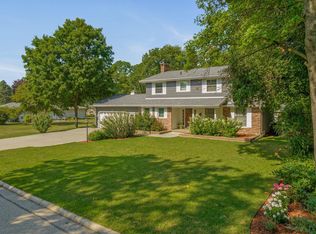 2705 Willow Ln, Cedar Falls, IA 50613