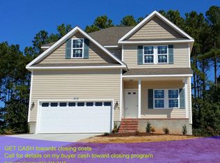 312 Savannah Garden Dr, Carthage, NC 28327