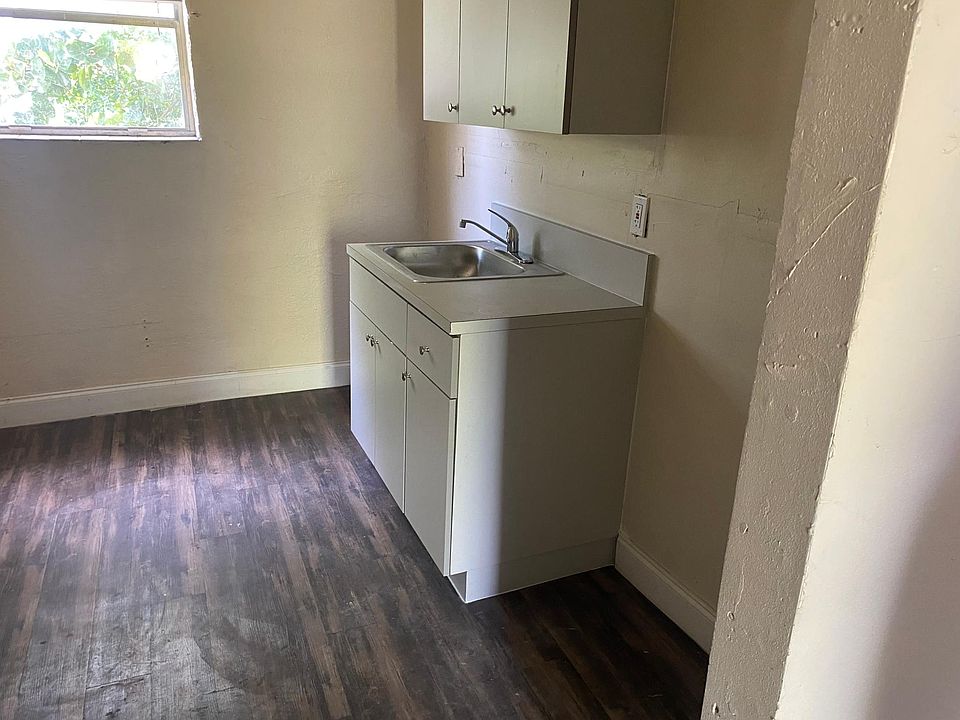 1st image of 1450 NW 1st Ave APT 12