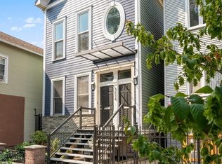 3034 N Southport Ave #1, Chicago, IL 60657