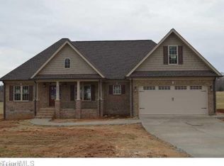 8321 Richardsonwood Rd, Browns Summit, NC 27214