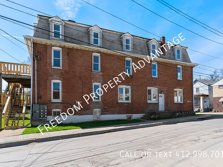 10 Iron St #1A — Photo 17