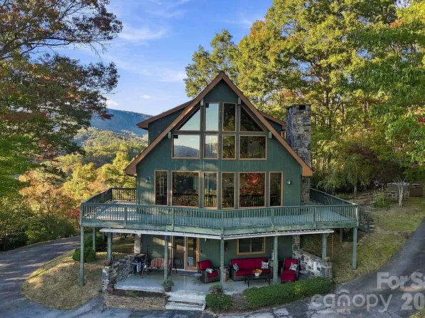 565 Ivy Ln, Pisgah Forest, NC 28768