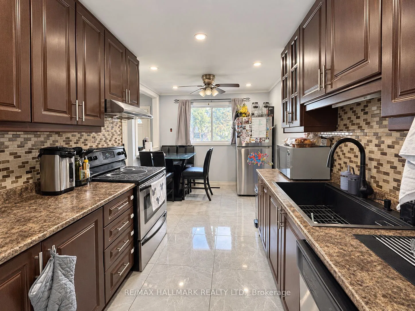 4 bed, $3,300 — Photo 4