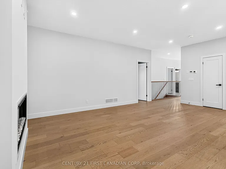 775 Verulam St — Photo 7