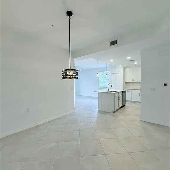 14161 Heritage Landing Blvd #1118 — Photo 6