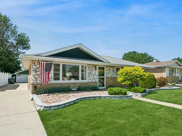 7821 W 73rd Pl, Bridgeview, IL 60455