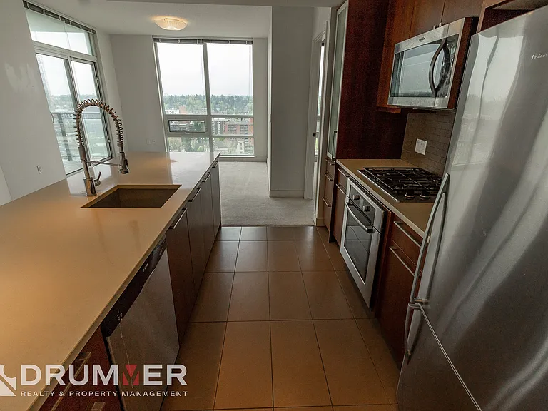 1118 12th Ave SW #1706 — Photo 28