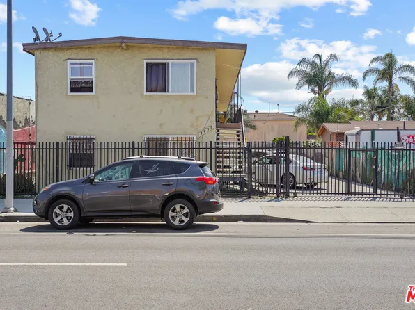 7418 S Main St, Los Angeles, CA 90003
