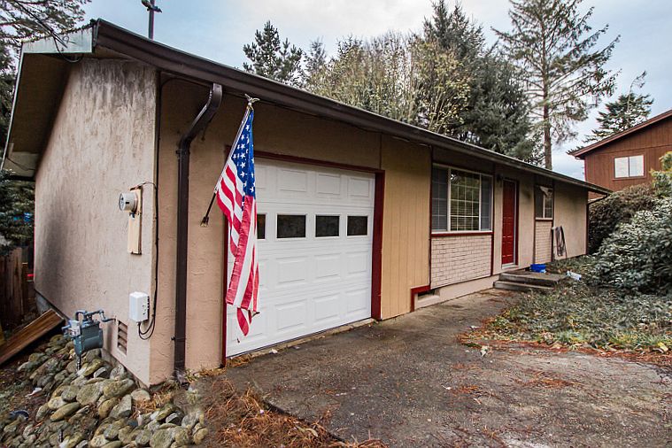 1st image of 2283 Parkwood Blvd