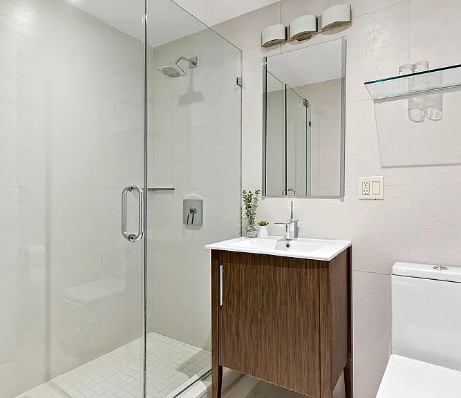 111 E 56th St #704 — Photo 8
