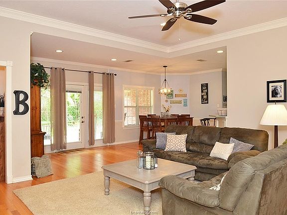 4th image of 3212 Innsbruck Cir