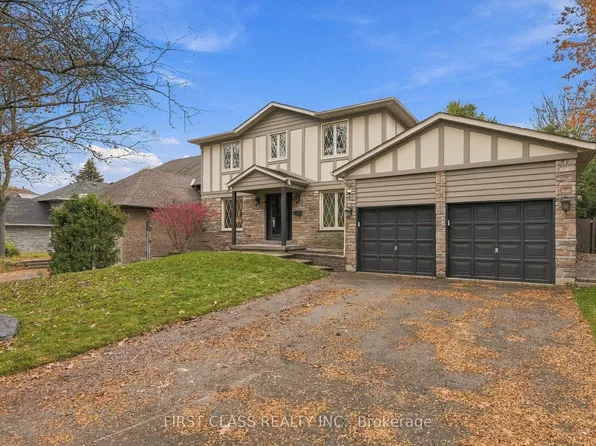 9 Briarwood Rd, Markham, ON L3R 2W7
