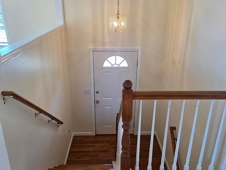 140 Byerly Blvd — Photo 2