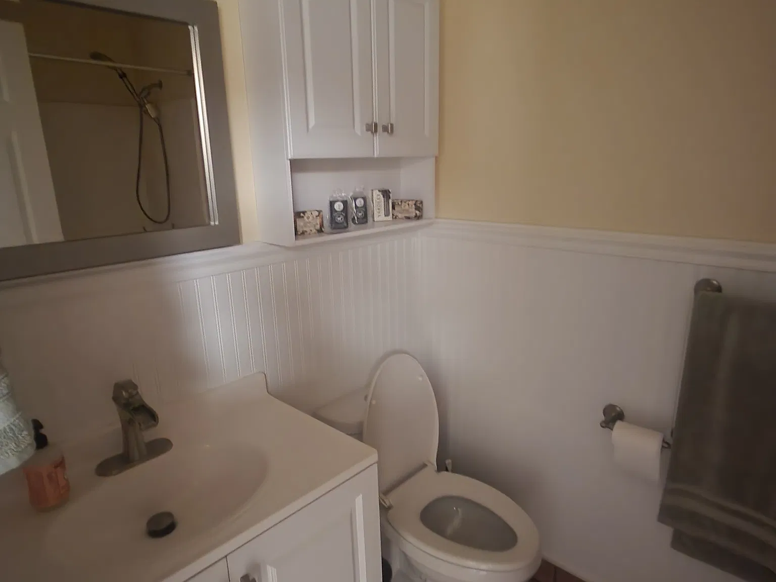 2 bed, 2.5 bath, 1220 sqft, $900 — Photo 3