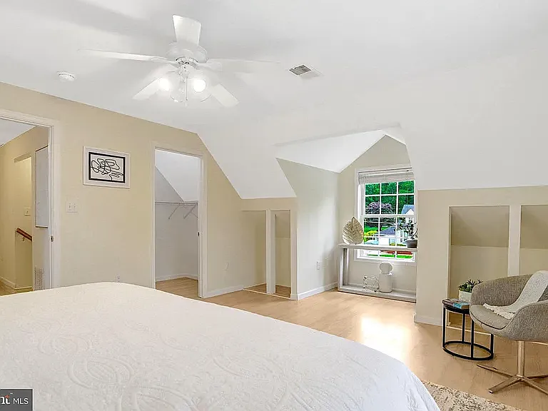 6703 Oak Dr — Photo 5