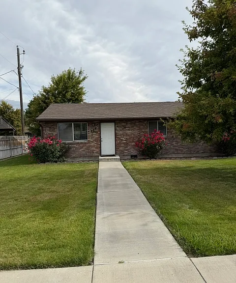816 E Hawaii Ave — Photo 7