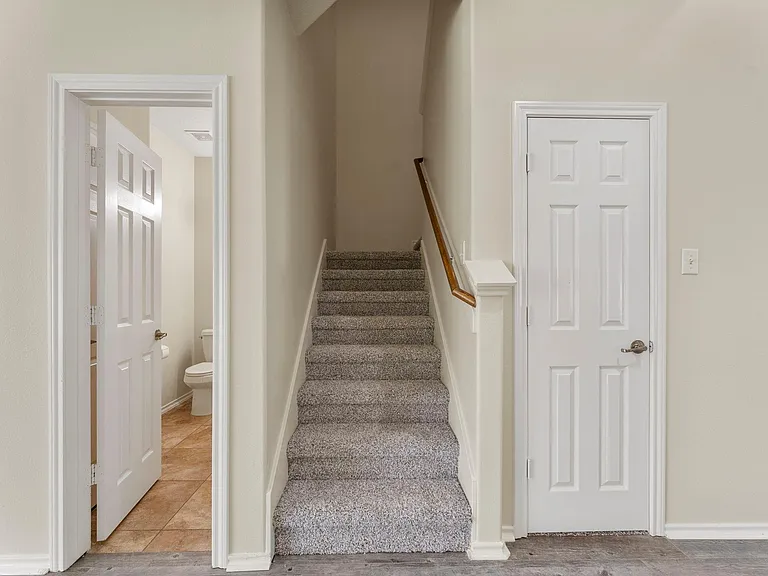 17815 Misty Pond Ct — Photo 5