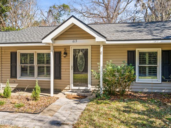 613 Linton Ln, Beaufort, SC 29902