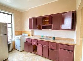 43-09 Broadway #3F, Astoria, NY 11103