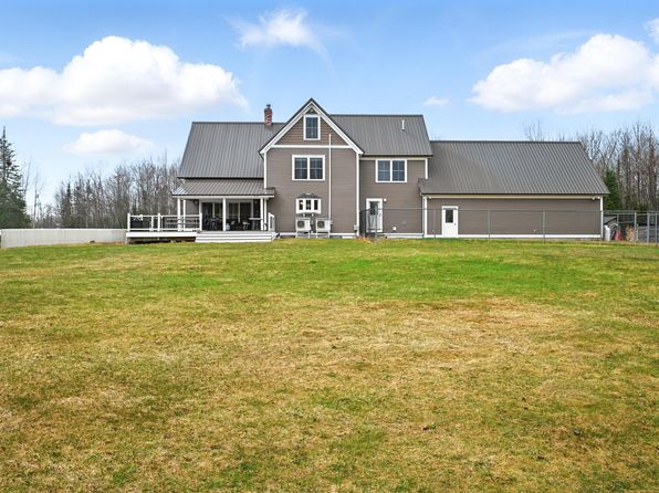 137 Phillips Corner Road, Pittsfield, ME 04967
