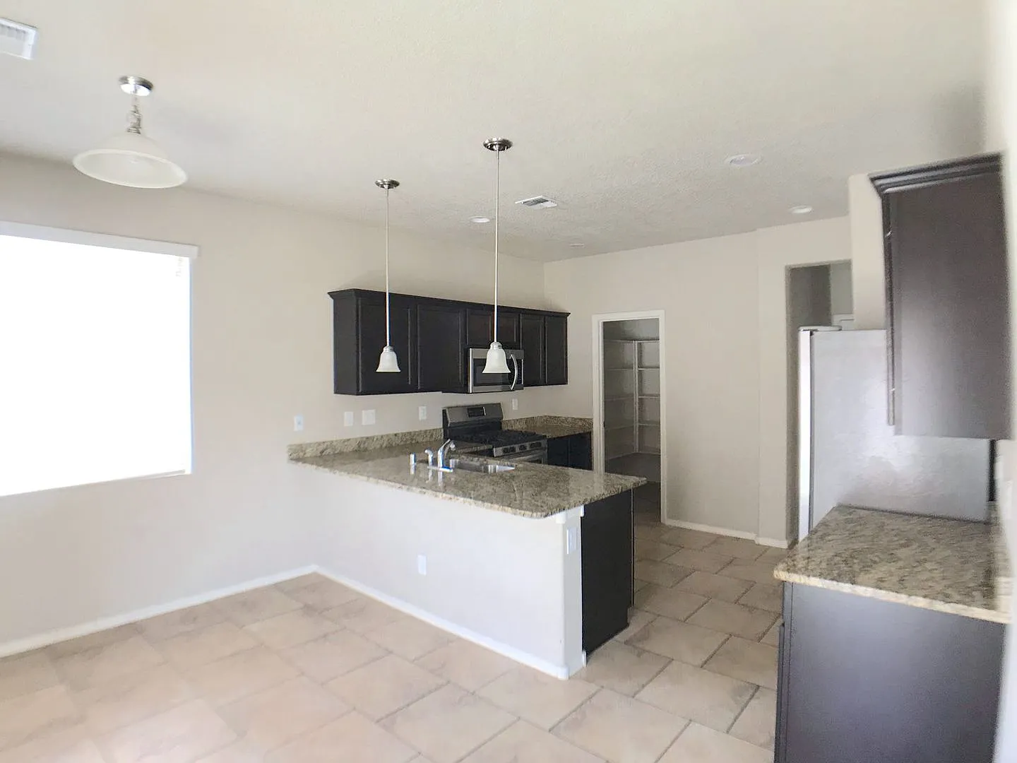 Northern Rio Rancho 3 bedroom. Spacious Living. Loft space upstairs. Refrigerated Air. Great Loca... — Photo 2
