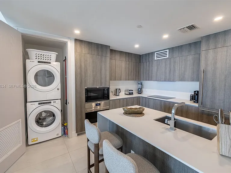 17550 Collins Ave #703 — Photo 14