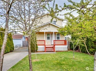 1538 8th St, Bremerton, WA 98337