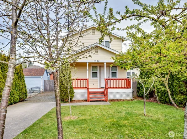 1538 8th Street, Bremerton, WA 98337