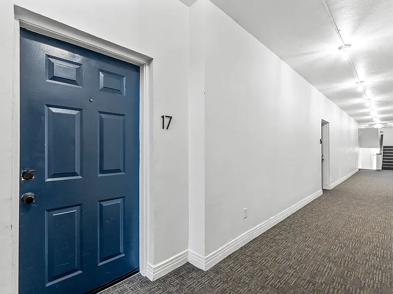 Council Crest Apartments — Photo 40