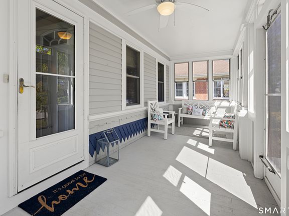 4th image of 107 Broad Street